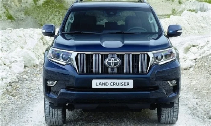 Toyota-Land-Cruiser-Prado-4.0-VX-V6-2017