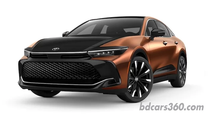 Toyota Crown Platinum Front Left View 