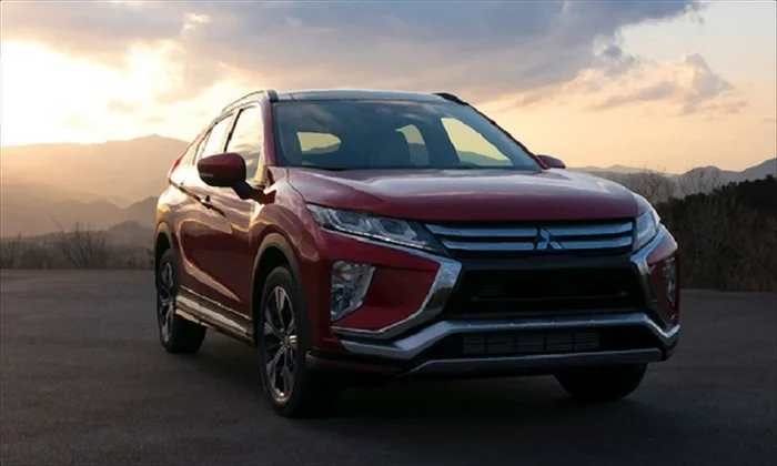 Mitsubishi Eclips Cross 2019 Angled Front