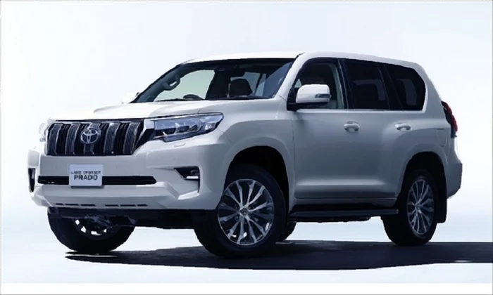 Toyota Prado 2019 Angled Front