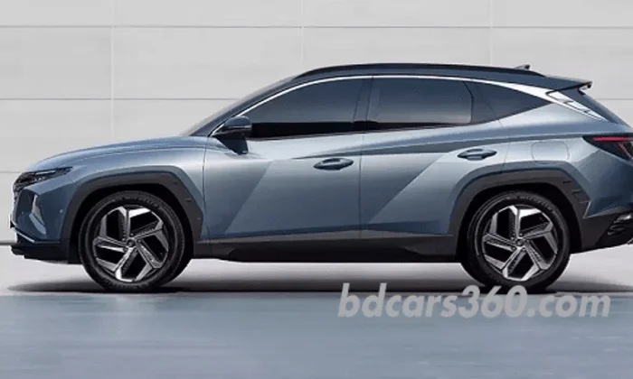 Hyundai Tucson 2L MPi Front Right Side 
