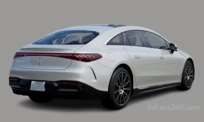 Mercedes-Benz EQS 450 4MATIC 2025 Rear Angle View 