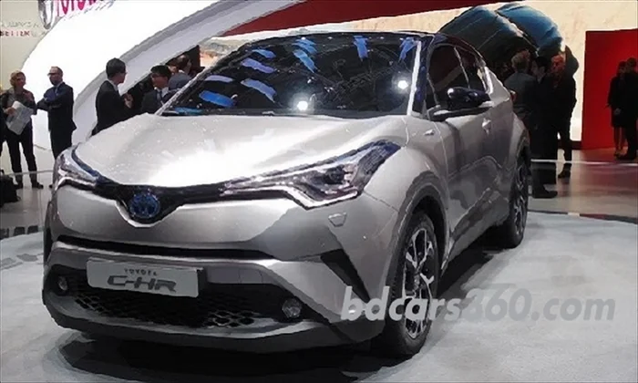 Toyota C-HR 2020 Front Right Side 