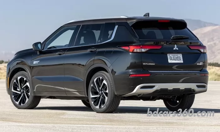 Rear left view