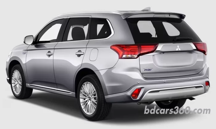 Mitsubishi Outlander Phev Front left view 