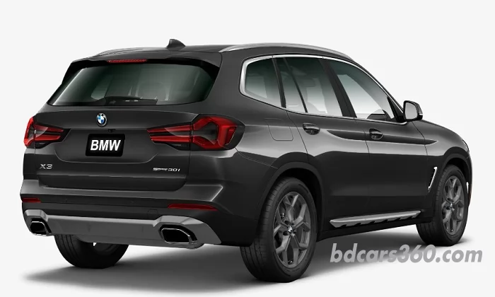 BMW X3 sDrive30i Rear Left view 