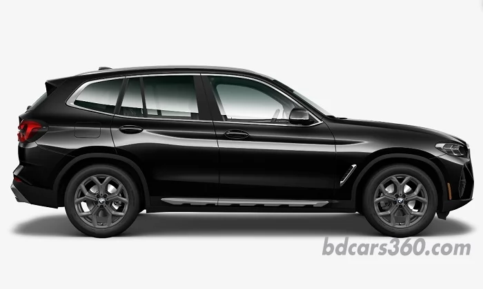 BMW X3 sdrive30i side view