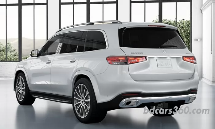 Mercedes-Benz GLS 580 4MATIC 2024 right angled back view