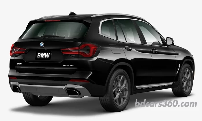 BMW X3 sdrive30i Rear right view