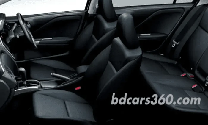 Honda Grace 2023 seats