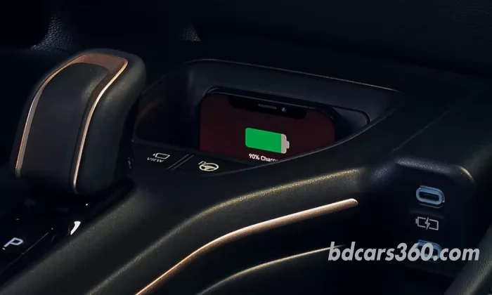 Toyota Crown Limited Charging Display