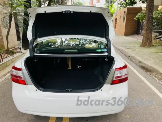 Used Toyota premio 2014