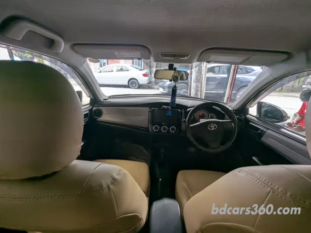 Used Toyota Axio 2011