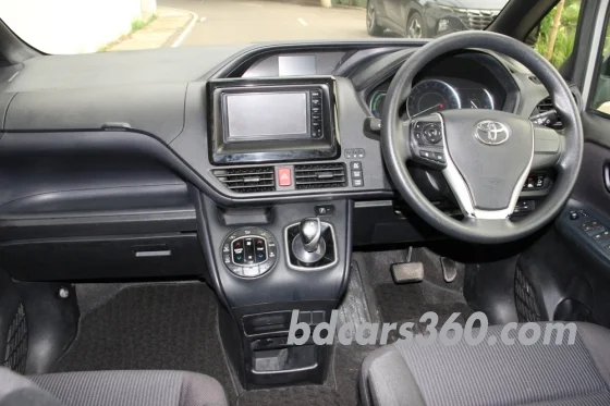 Used Toyota Noah G Door Power 2014