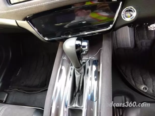 Reconditioned Honda Vezel Rs 2019