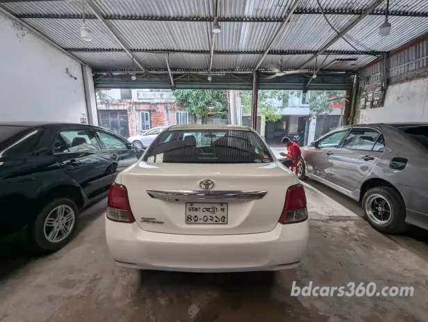 Used Toyota Axio 2011