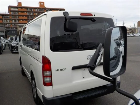 Reconditioned Toyota HIACE DX-PW 2017
