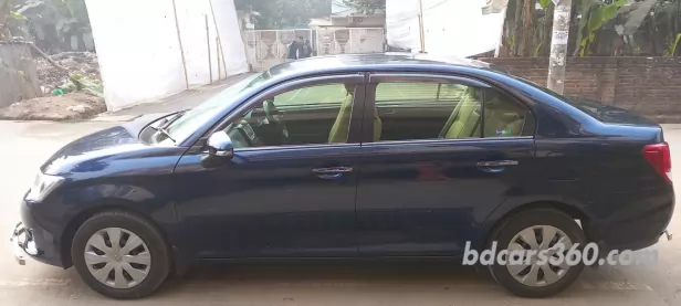 Used Toyota Axio G 2014