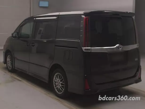 Toyota Noah Hybrid Si 2021