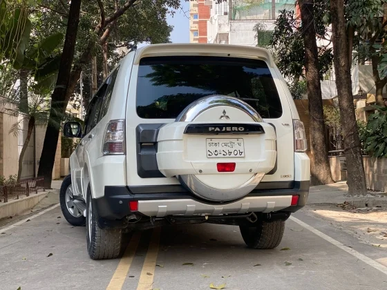 Used Mitsubishi Pajero  2008