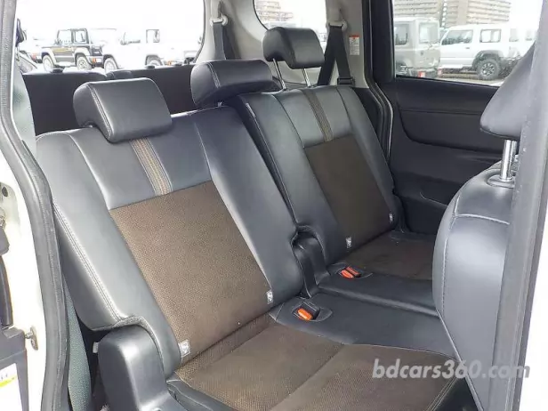 Reconditioned Toyota sienta G Aero 2019