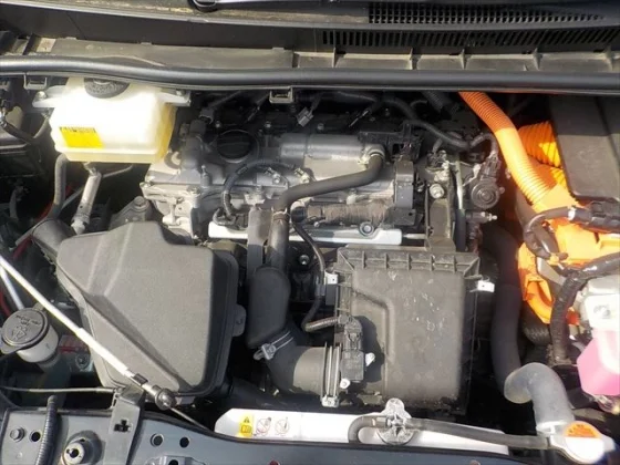 Reconditioned Toyota Esquire Hybrid 2017