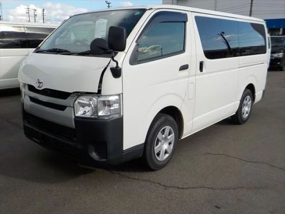 Reconditioned Toyota Hiace DX-PW 2017