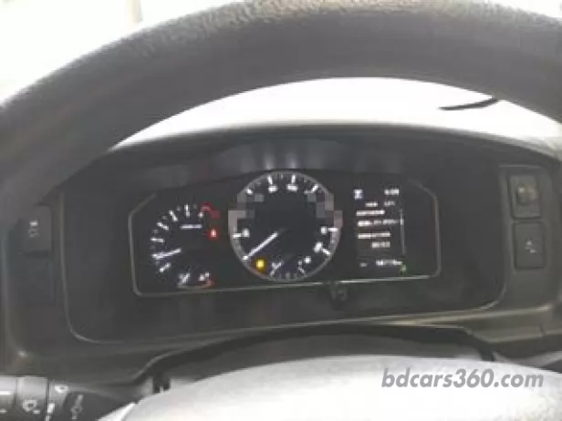 Reconditioned Toyota Hiace Super GL dark prime 2022