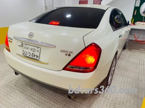 Used Nissan Teana 2004