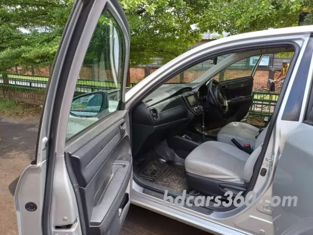 Used Toyota Axio X 2016