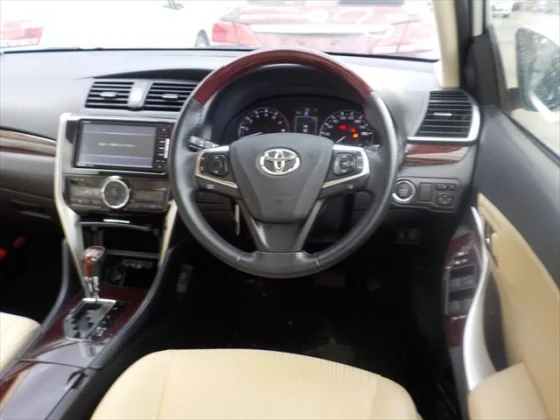 Reconditioned Toyota Premio F EX 2019