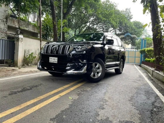 Used Toyota land cruiser Prado TX- limited 2012