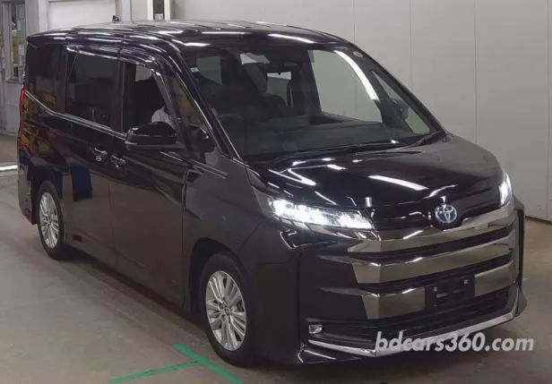 Toyota Noah Hybrid SG 2022