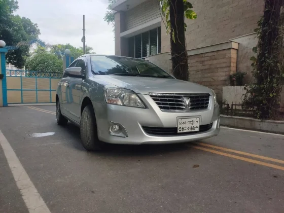 Used Toyota Premio 2013