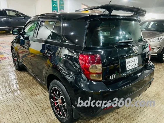 Used Toyota IST  2010