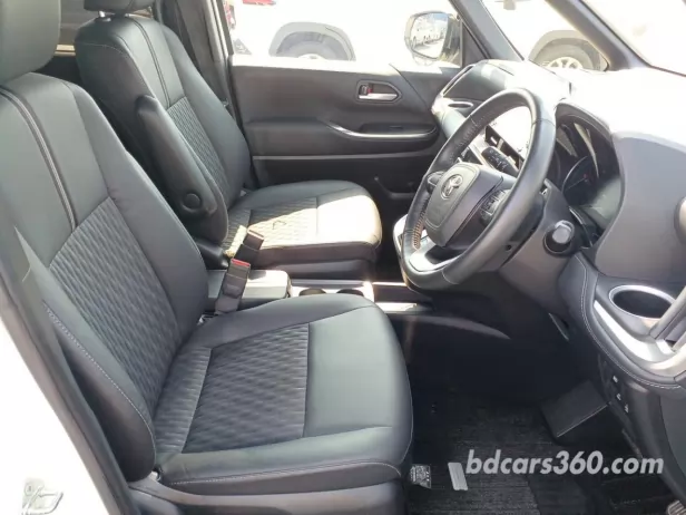 Reconditioned Toyota Noah Hybrid SZ 2023