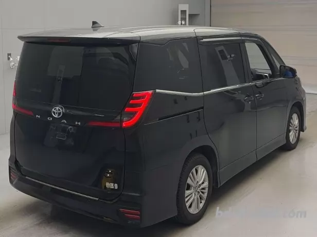 Reconditioned 2022 Toyota Noah Hybrid SG