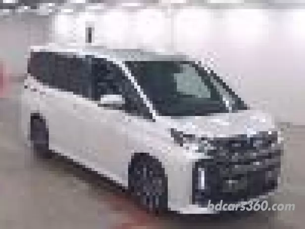 Reconditioned Toyota Noah Hybrid SZ 2023