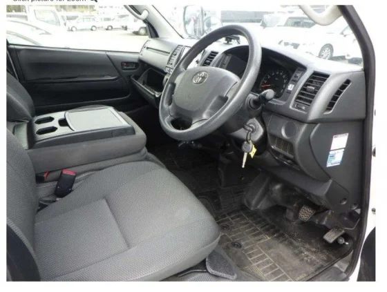 Reconditioned Toyota Hiace 2017