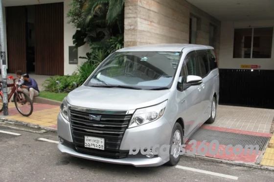 Used Toyota Noah G Door Power 2014