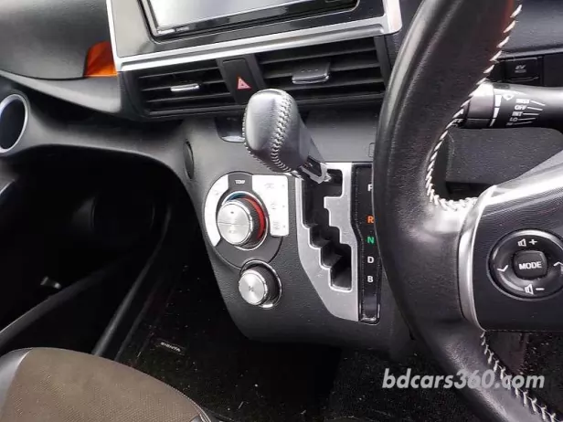 Reconditioned Toyota sienta G Aero 2019