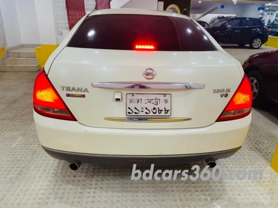 Used Nissan Teana 2004