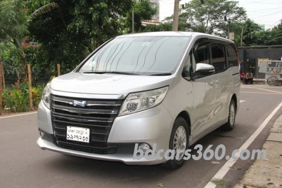 Used Toyota Noah G Door Power 2014