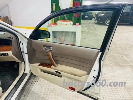 Used Nissan Teana 2004