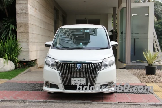 Used Toyota Esquire GI Hybrid 2014