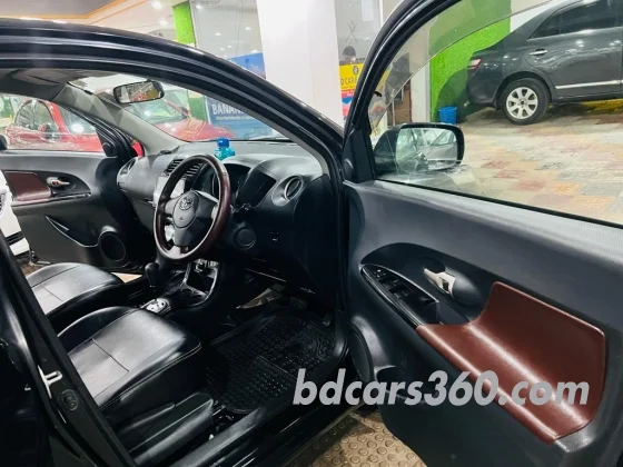 Used Toyota IST  2010