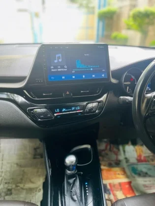 Used Toyota C-HR 2017