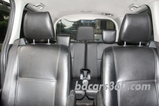 Used Toyota Esquire GI Hybrid 2014