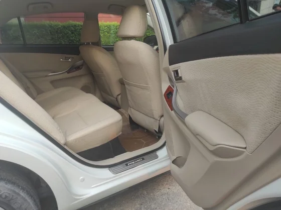 Used Toyota Premio G- superior 2015