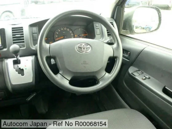 Reconditioned Toyota Hiace 2017